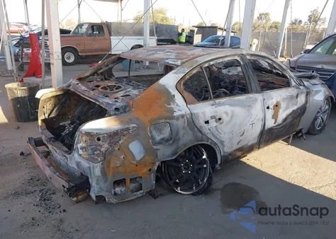 2015 Infiniti Q50 Premium z USA, uszkodzony, nr VIN JN1BV7AP4FM331473